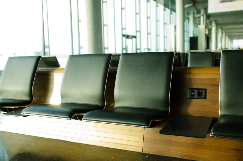 Airport Lounge Access Without Premium Cards: 7 Methods That Actually Work